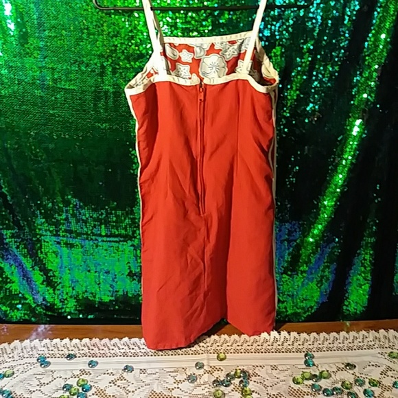 Little girls reversible Hawaiian print red dress - Picture 3 of 5